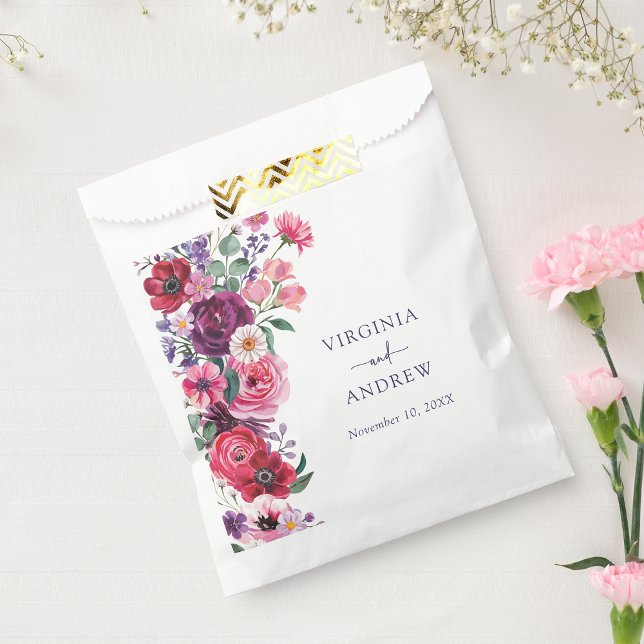 Bold Floral Wedding Favour Bags (Bold Floral Wedding Favor Bag by Painted Paperie
)