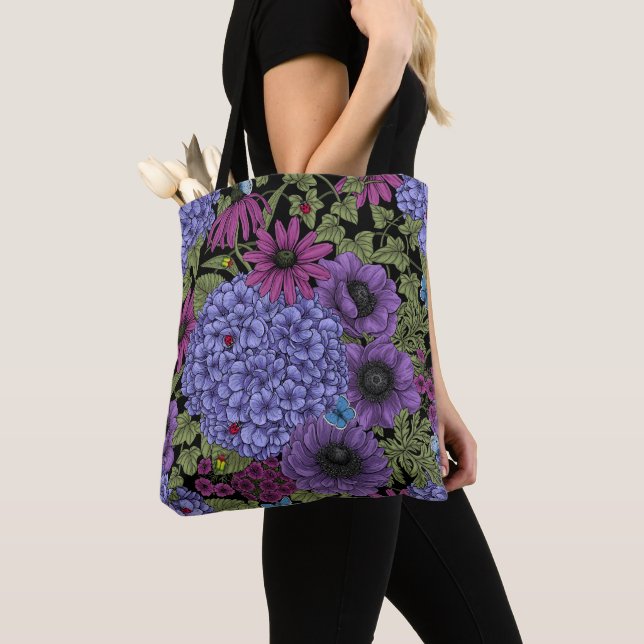 Bold garden florals tote bag (Close Up)