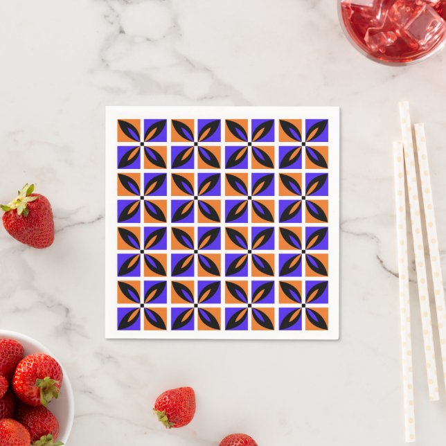 Bold geometric floral design napkin (Insitu)