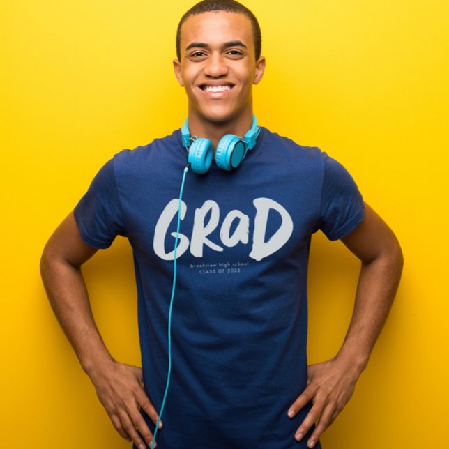 Bold grad modern trendy graduation personalised T-Shirt (Creator Uploaded)