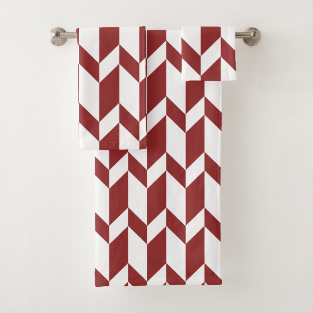 Bold Two Tone Arrow Chevron Stripe Red White Bath Towel Set (Insitu)