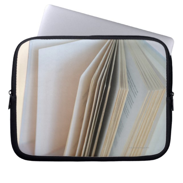 Book 3 laptop sleeve (Front)