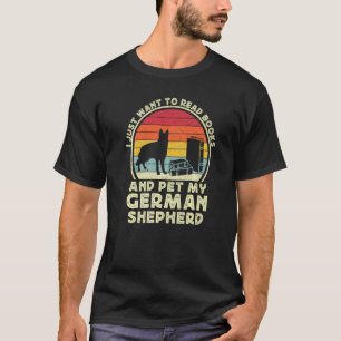 Books And German Shepherd Dog Reading GSP Mum T-Shirt