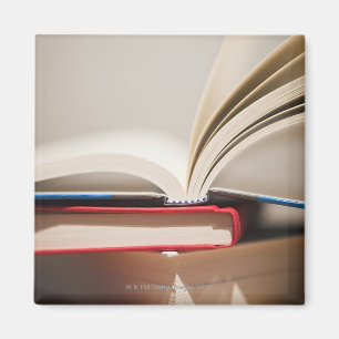Books Magnet