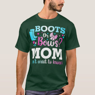 Boots or Bows Mum Gender Reveal Baby Shower Announ T-Shirt