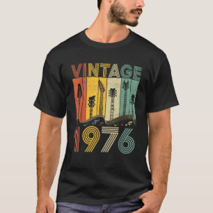 Born in 1976 Funny Birthday Men Women 1976 Limited T-Shirt