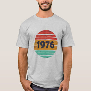 Born in 1976 vintage 50th  birthday gift T-Shirt