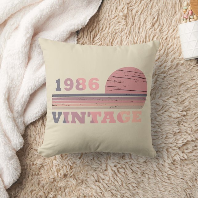 born in 1986 vintage birthday gift cushion (Blanket)