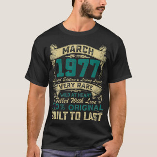 Born In March 1977 Vintage 45th Birthday Party 45 T-Shirt