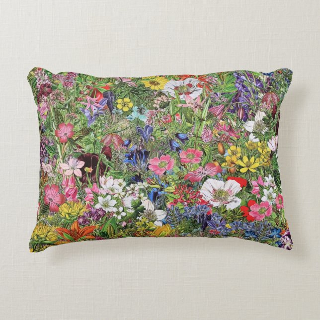 Botanical Bloom Nature Wildflower Decorative Cushion (Front)
