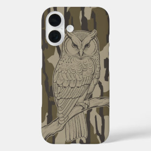 Bottomland Camo Owl on Branch vintage iPhone 16 Case
