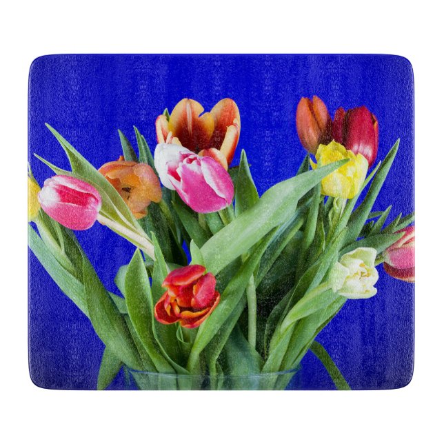 Bouquet of tulips on blue cutting board (Front)