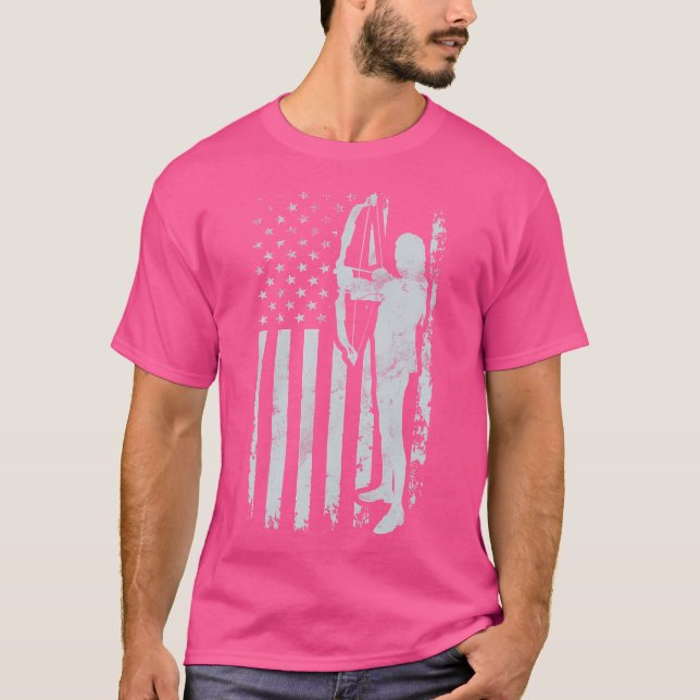 Bow Hunter Archery Bowhunter Broadhead Usa Flag T-Shirt (Front)