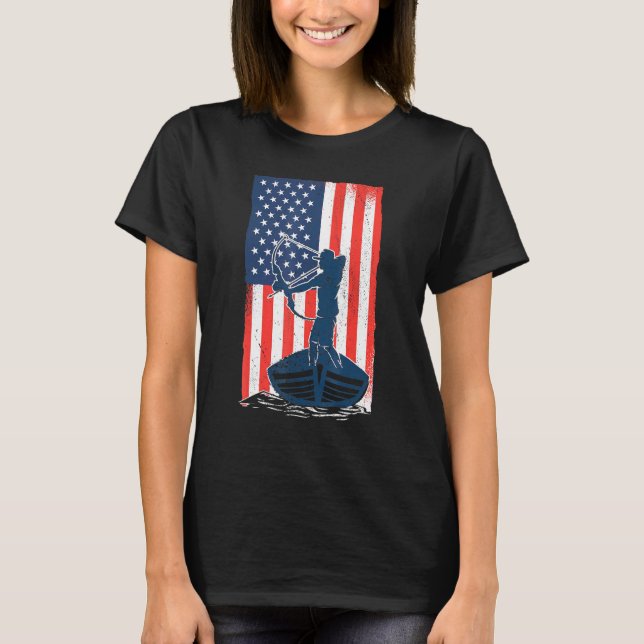 Bowfishing American Flag Fish Bow Hunting T-Shirt (Front)