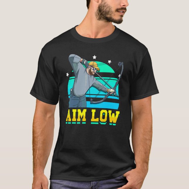 Bowfishing Expert Advice Aim Low Retro Look T-Shirt (Front)