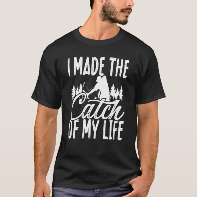 Bowfishing Just Married Catch of Life Bowfisher Bo T-Shirt (Front)