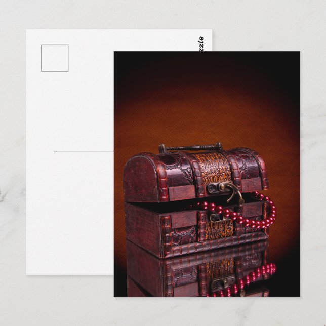 Box with treasures postcard (Front/Back)