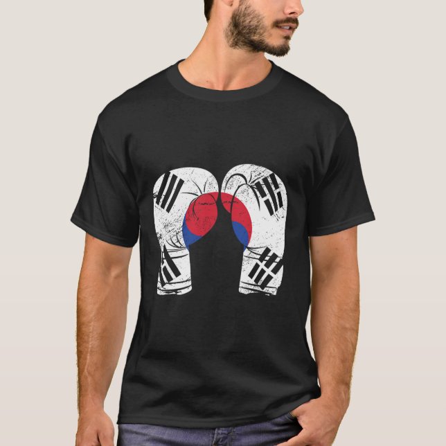 Boxing Gloves Boxer Korean Flag South Korea  T-Shirt (Front)