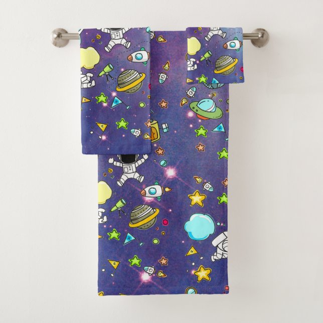 Boy's Space Astronauts Planets Galaxy Bath Towel Set (Insitu)