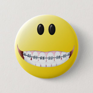 Braces Face 6 Cm Round Badge