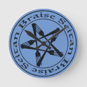 Braise Seitan Vegan Pentagram (dark version) Round Clock