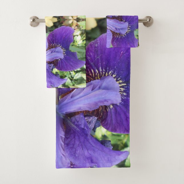 Brandeis Bath Towel Set (Insitu)