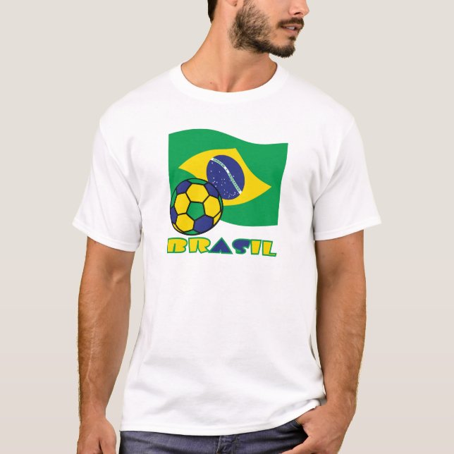 Brasileiro Futebol e Bandeira Brasil in Portuguese T-Shirt (Front)