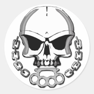 Brass knuckles skull classic round sticker