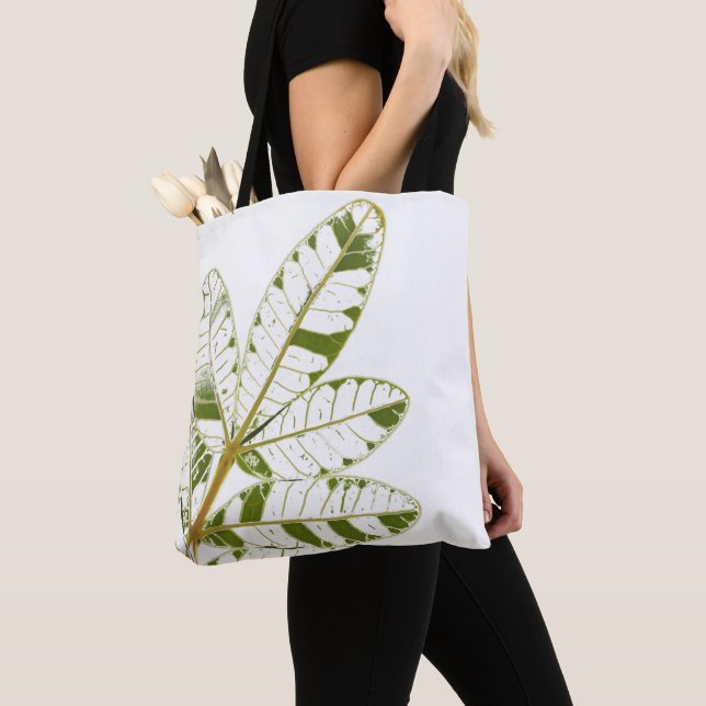 Brazilian holly leaf Tote Bag (Close Up)