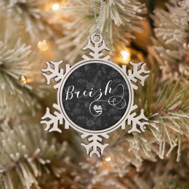 Breizh Flag in Heart, Brittany, Breton Language Snowflake Pewter Christmas Ornament (Tree)