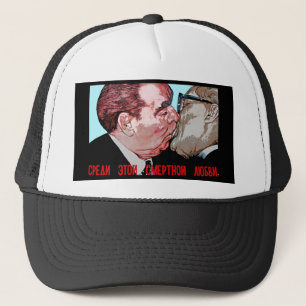 Brezhnev & Honecker Kiss,East Side Gallery, Berlin Trucker Hat