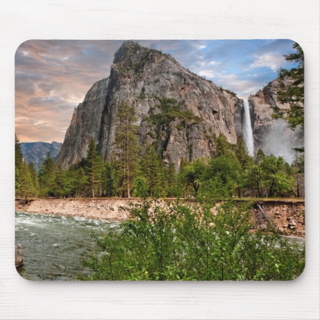 Bridal Veil Falls Mouse Pad (Front)