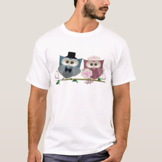 Bride and Groom cute Owls Art T-Shirt