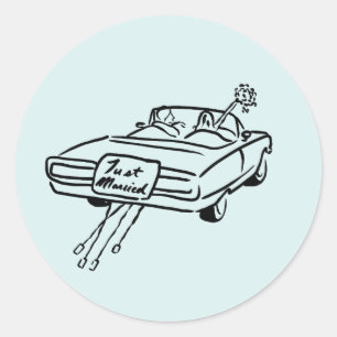 bride and groom in a just married car classic round sticker