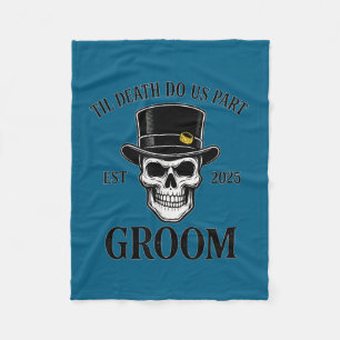 Bride groom skeleton gothic halloween wedding fleece blanket