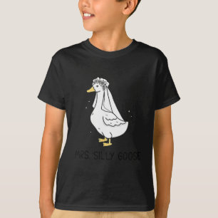 Bride To Be Wedding Silly Bride Goose Gettin Loose T-Shirt