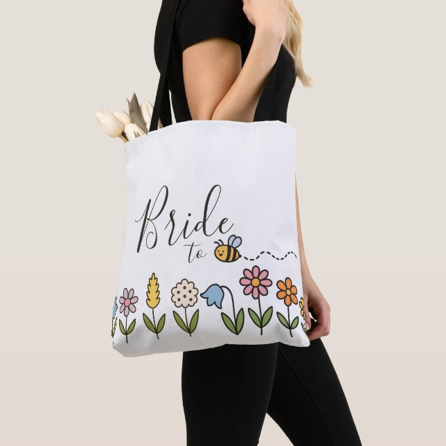Bride to Bee Flowers Personalised Gift Tote Bag (Close Up)