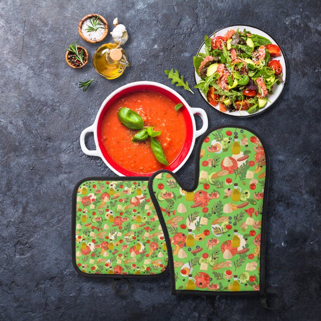 Bright, beautiful salad ingredients green oven mitt & pot holder set (Creator Uploaded)