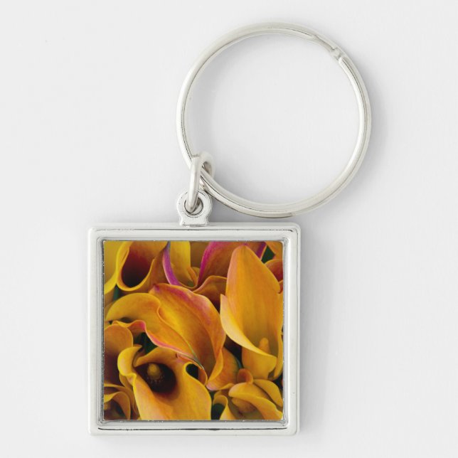 Bright colourful calla lilies at the key ring (Front)