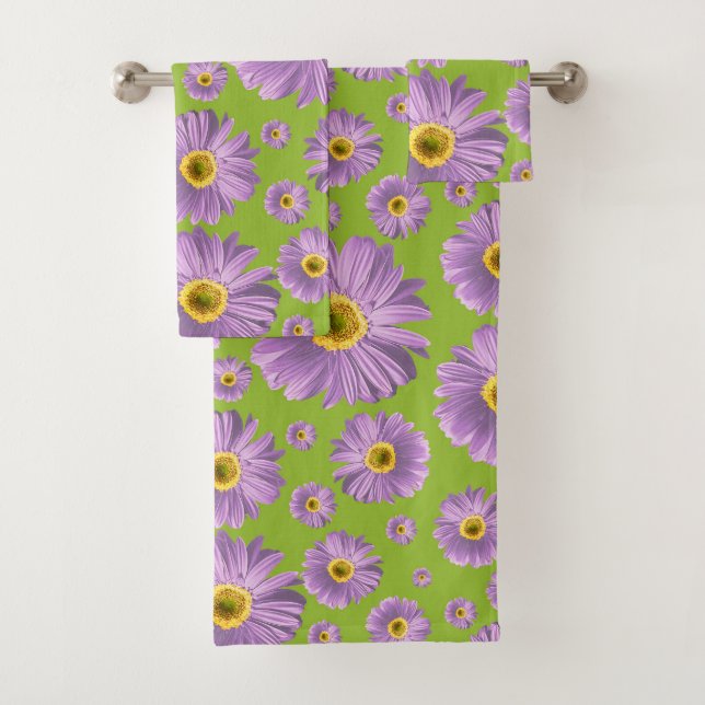 Bright Gerbera Daisy Pattern Bath Towel Set (Insitu)