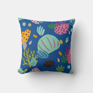 Bright underwater seamless pattern with beautiful cushion