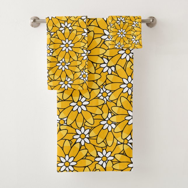 Bright Yellow Overlapping Flower Pattern Bath Towel Set (Insitu)
