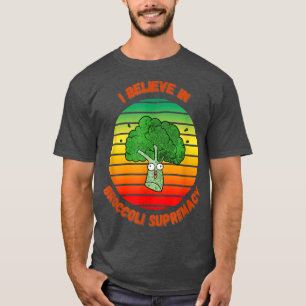 Broccoli Love for Vegetarians Vegans funny Desig T-Shirt