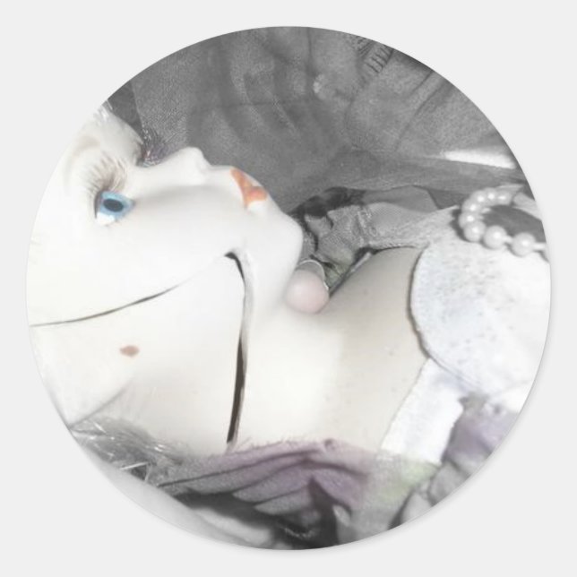 Broken doll classic round sticker (Front)