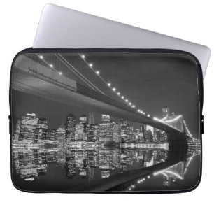 Brooklyn Bridge and Manhattan Skyline Laptop Sleeve