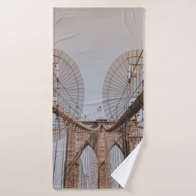 BROOKLYN BRIDGE NEW YORK BATH TOWEL (Bath Towel)