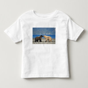 Brown bear, grizzly bear, play on the beach, toddler T-Shirt