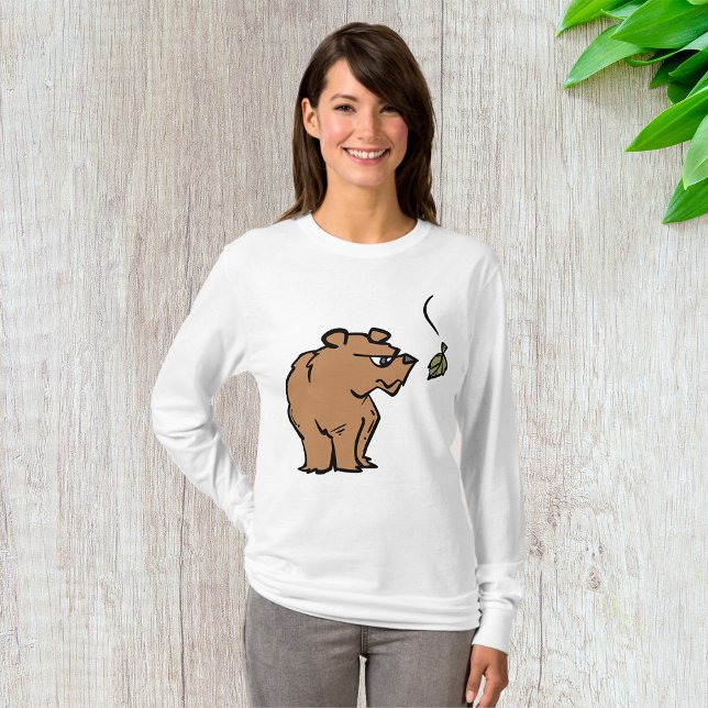 Brown Bear with Falling Autumn Leaf Cute Wildlife  T-Shirt (Creator Uploaded)