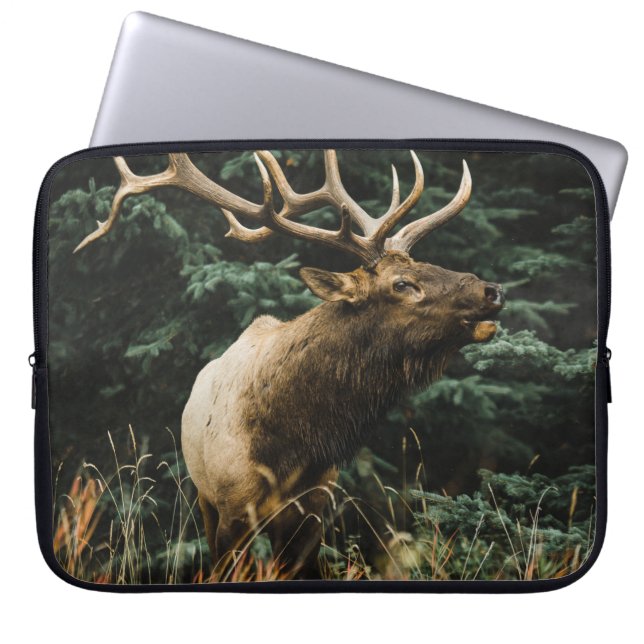 BROWN DEER ON GREEN GRASS DURING DAYTIME LAPTOP SLEEVE (Front)