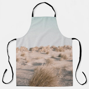 BROWN GRASS FIELD APRON